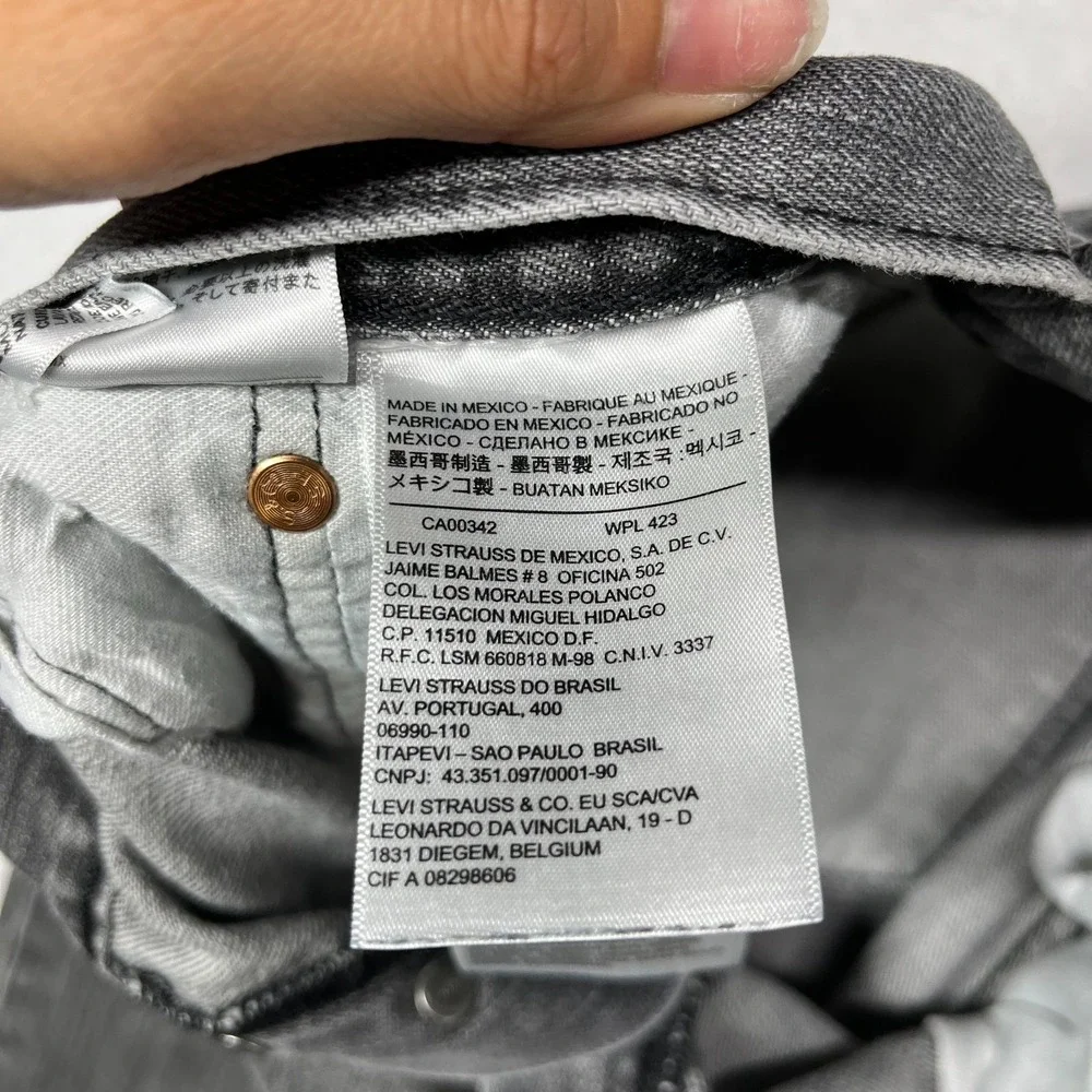 Levi's 501 Original Jeans Men's Gray‎ Denim Classic Straight Button Fly - 37x28